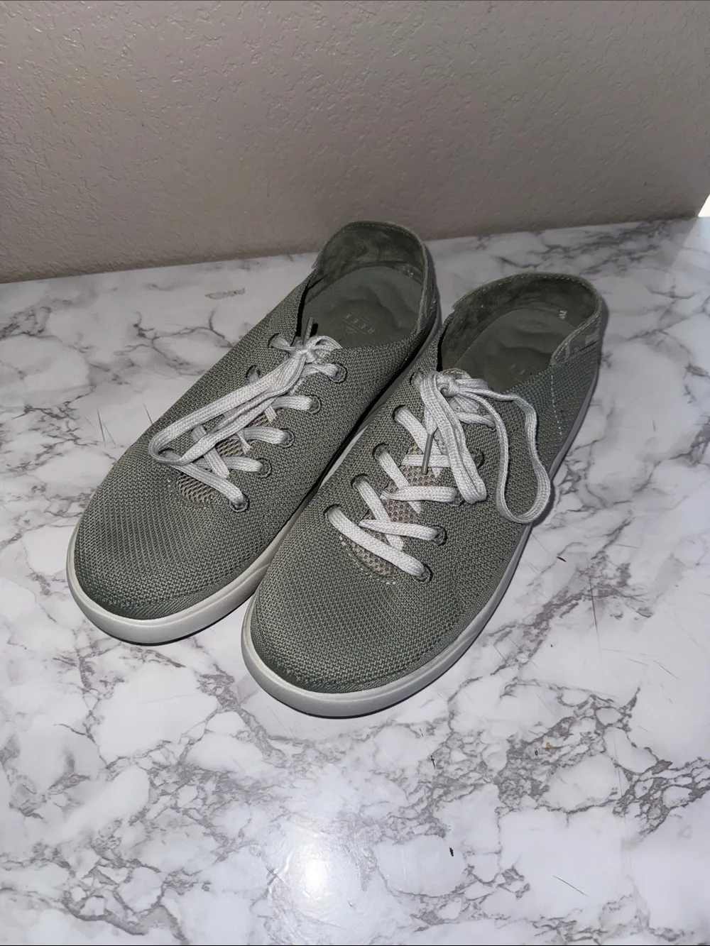 Reef Gray Green Camo Neptune 10.5